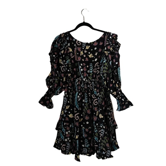 CYNTHIA ROWLEY
HOLLY SMOCKED WAIST RUFFLE DRESS
- BLACK FLORAL, New With Tags - Picture 3 of 7